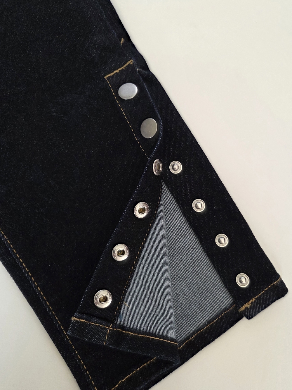 a.n.a Dark Wash Blue Jeggings with Snap Hem Accents - Picture 14 of 15